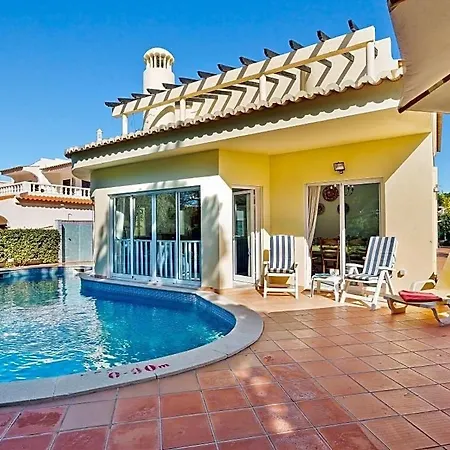 Villa Sleeps 2 With Pool Air Con And Wifi *