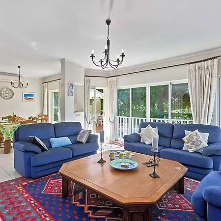 Sleeps 2 With Pool Air Con And Wifi * Vilamoura
