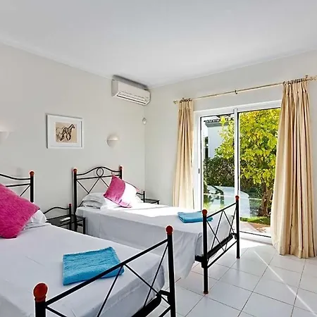 Sleeps 2 With Pool Air Con And Wifi Villa Vilamoura